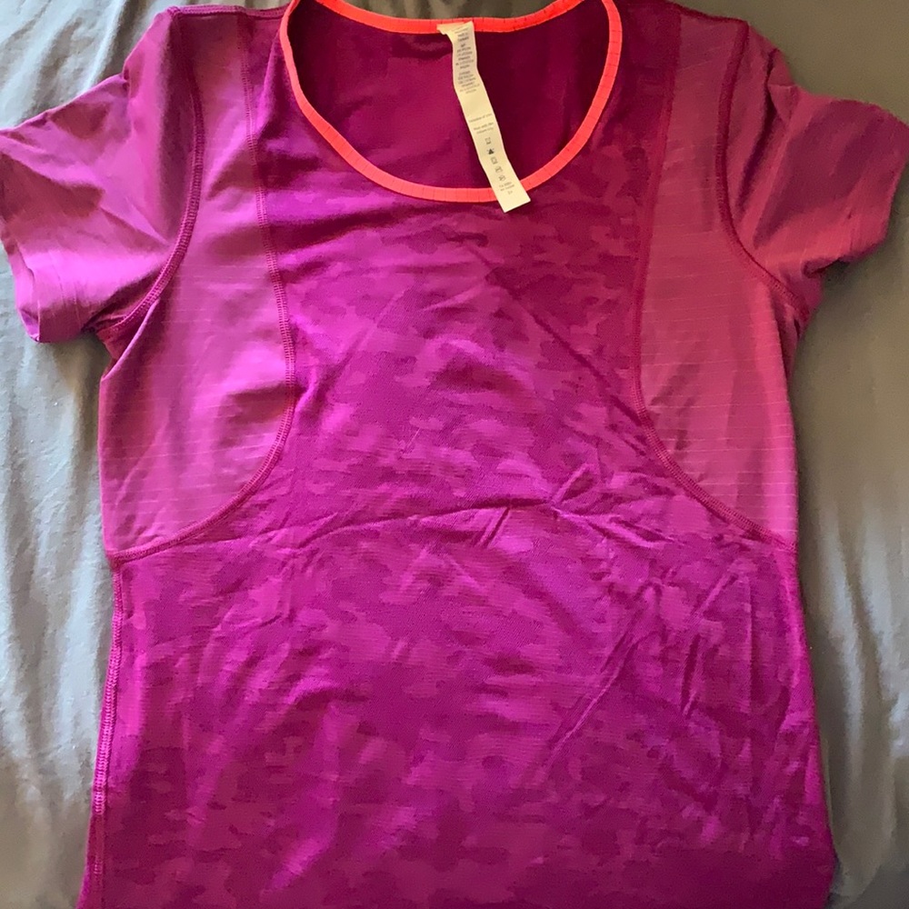 Cool Camo Pattern Easy Material For Working Out - image 1